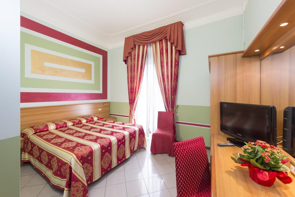 Hotel Londra Alessandria Exterior foto