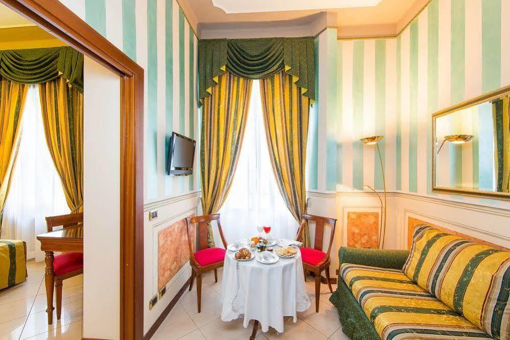 Hotel Londra Alessandria Exterior foto