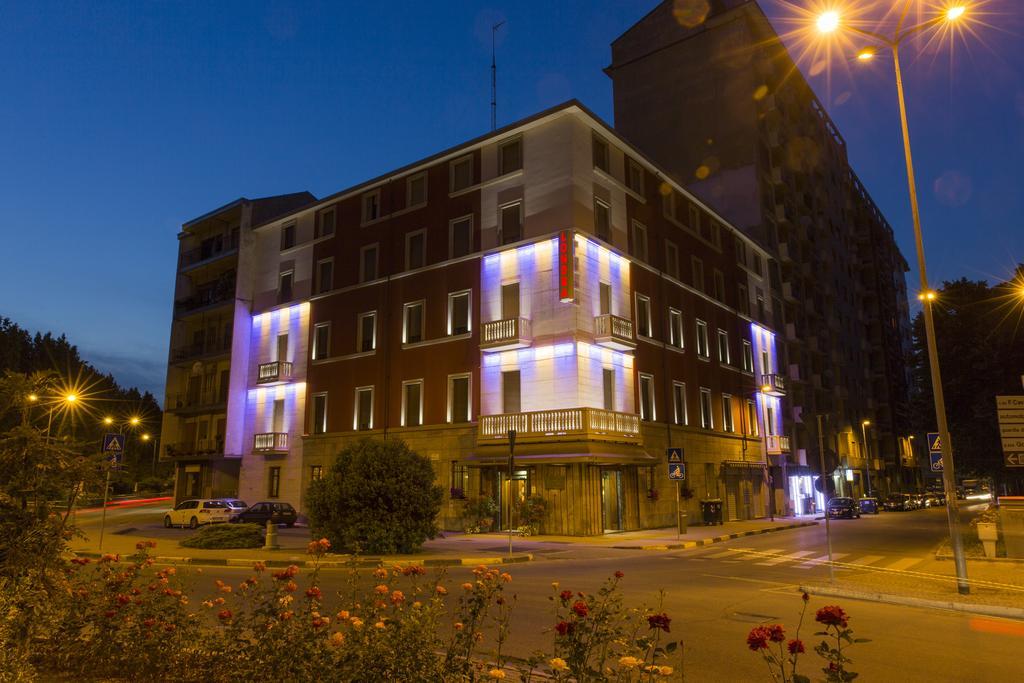 Hotel Londra Alessandria Exterior foto